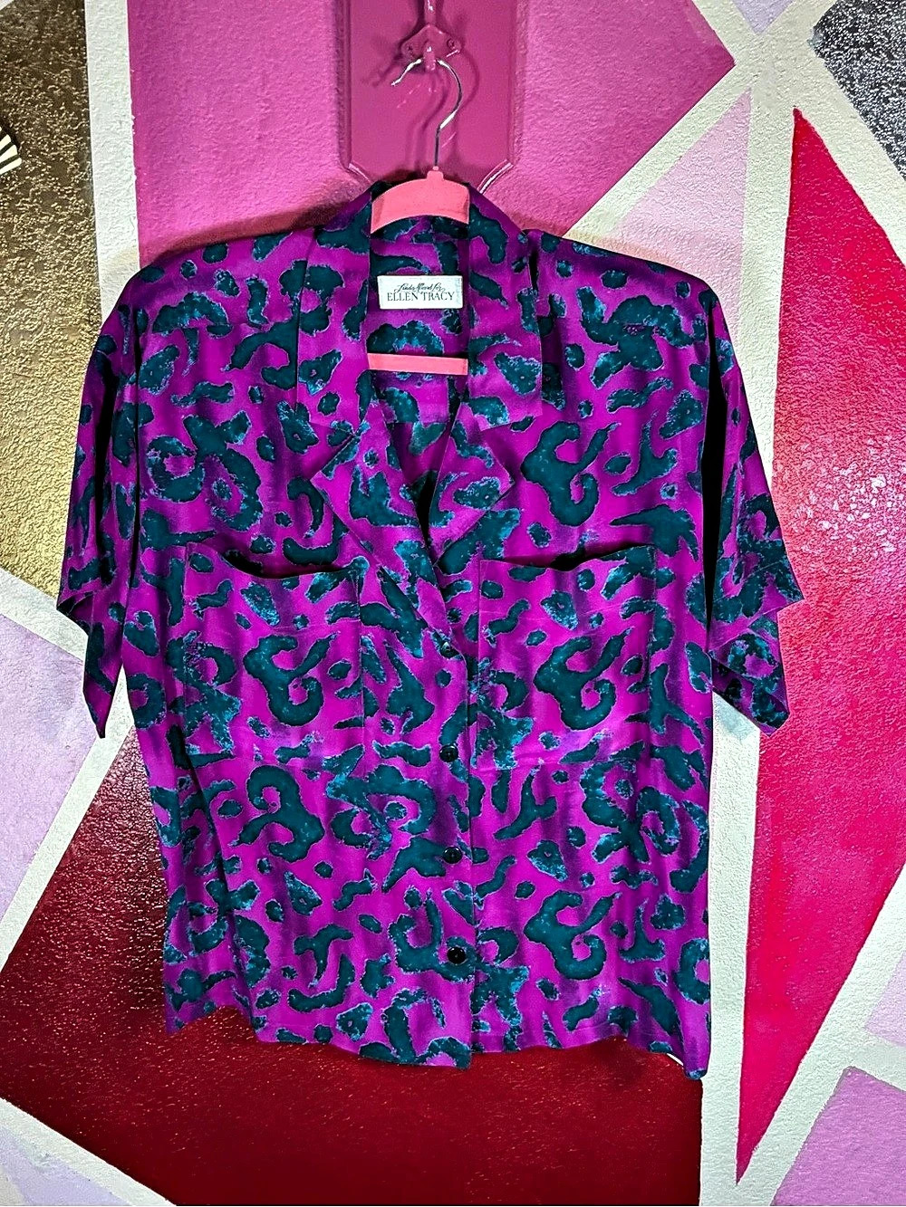 Vintage Linda Allard Ellen Tracy 100% Silk Camp Shirt 8 Magenta Teal Print